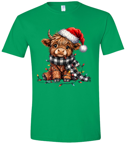 Cozy Christmas Highland Cow T-Shirt – Holiday Graphic Tee Ju-Nel Fashion Boutique