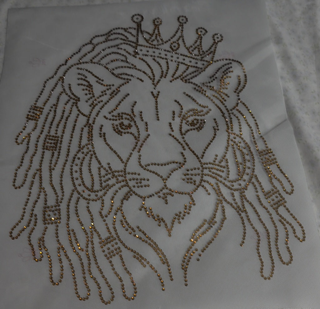 Locs Queen Crowned Lion Gold Rhinestone Ladies T-Shirt
